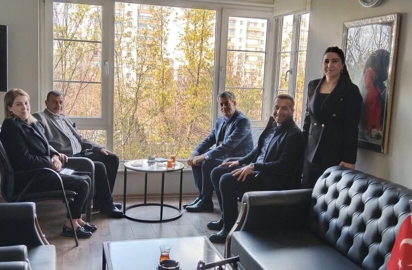 AK Parti Kadın Kollarından Derneğimize Ziyaret